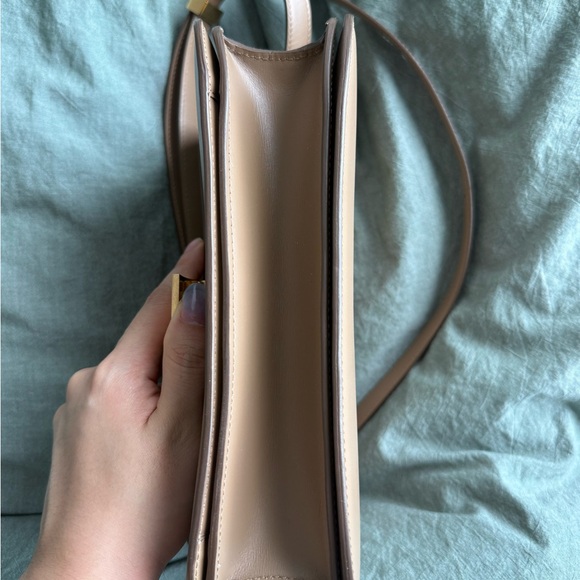 Celine Classic Box Bag Medium in Beige (Limited Color) - Picture 8 of 11